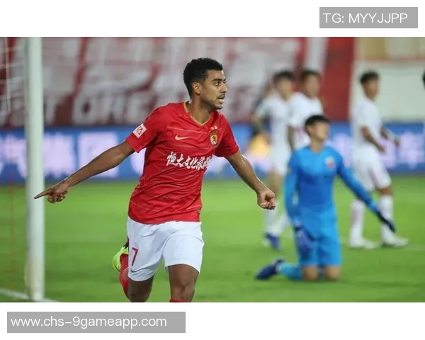 恒大与上港对决分析:战术布局与球员表现的全面解读 恒大与上港对决分析:战术布局与球员表现的全面解读